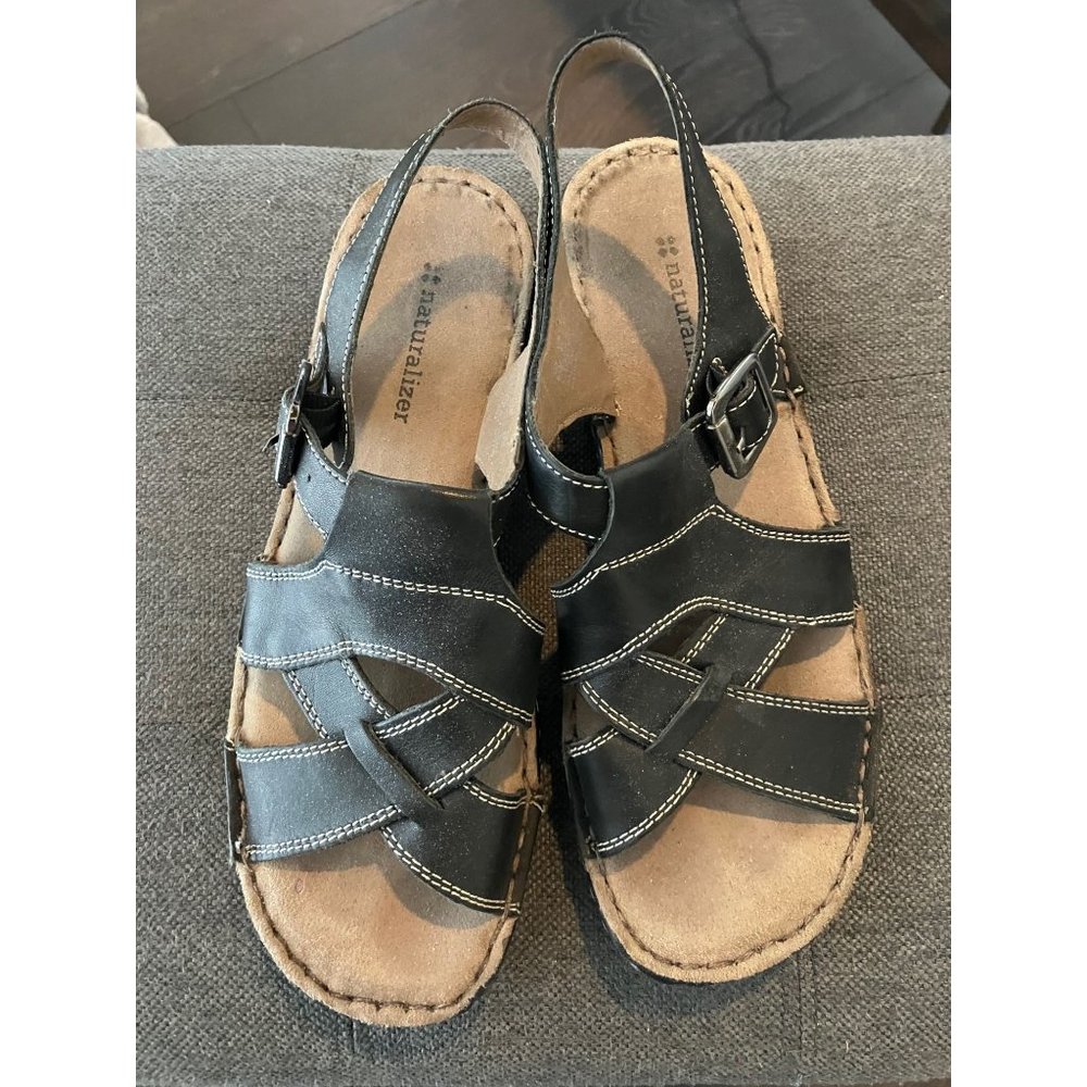 Naturalizer Black Leather Strapped Sandals Size 8.5